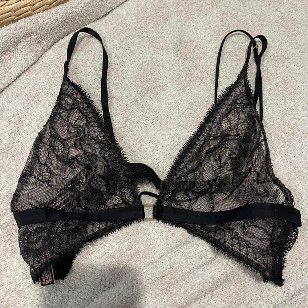 Victoria's SecretWomen's Black Bra - Picture 3 of 5